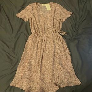 v-neck tie waist floral dress